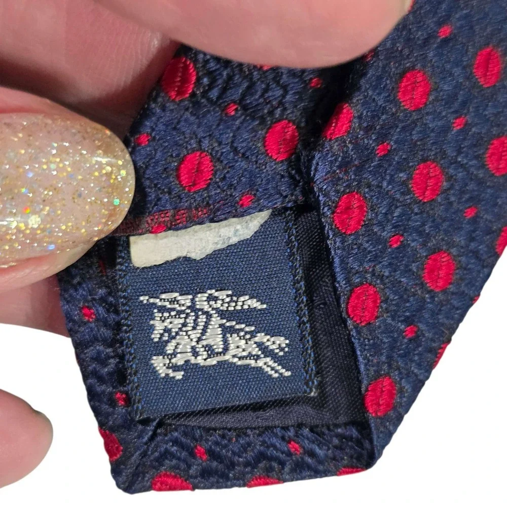 BURBERRYS OF LONDON Silk Polka Dot Necktie Classic Design Navy Red‎ Men's - Picture 10 of 11